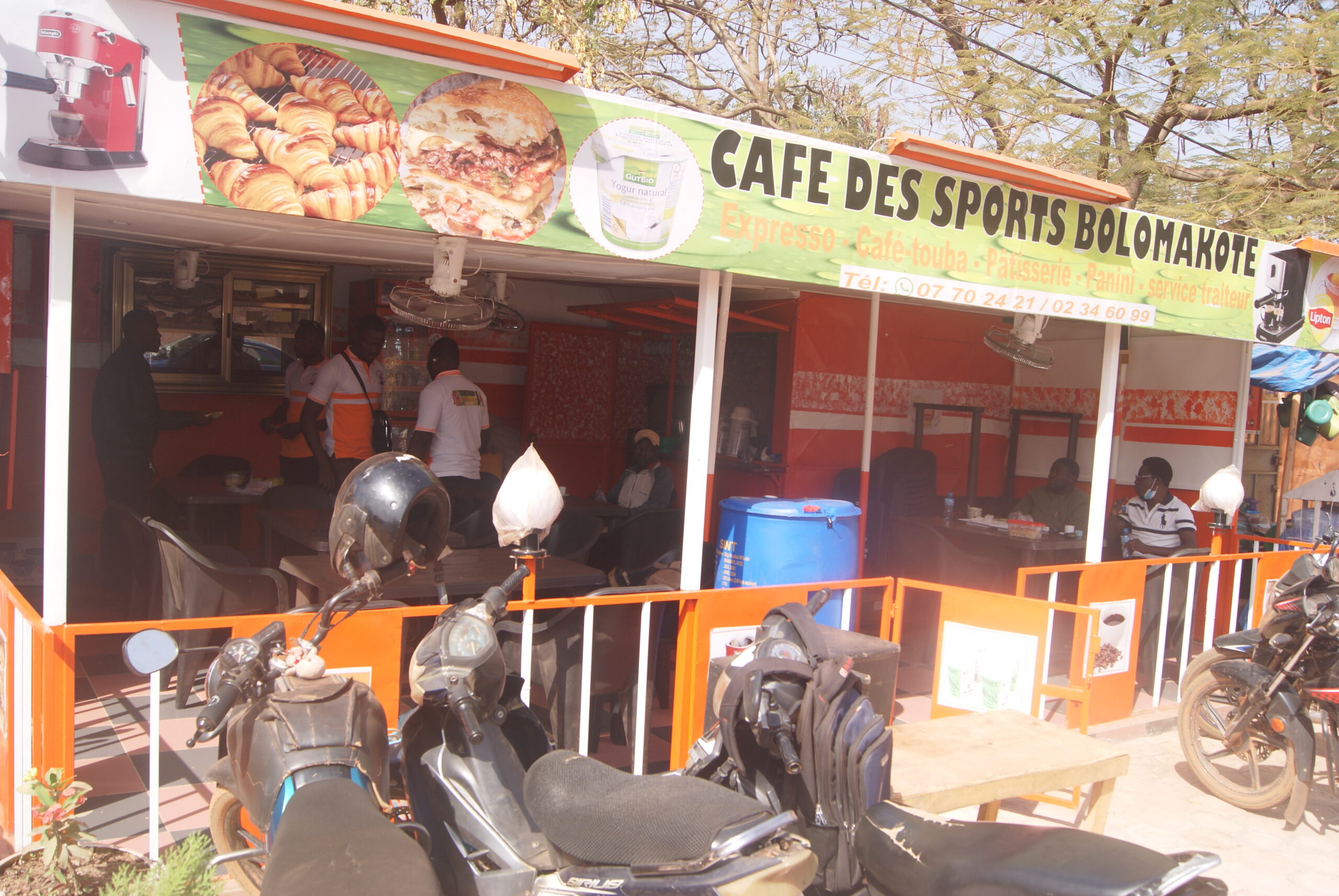 CAFE DES SPORTS BOLOMAKOTE
